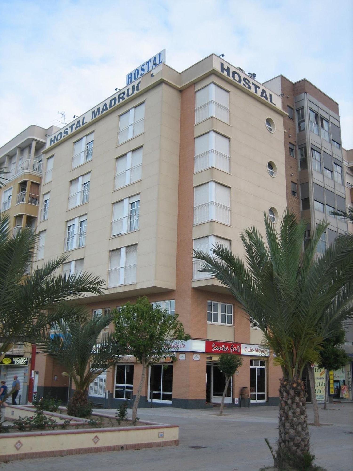 Hostal Madruga إلتشه المظهر الخارجي الصورة