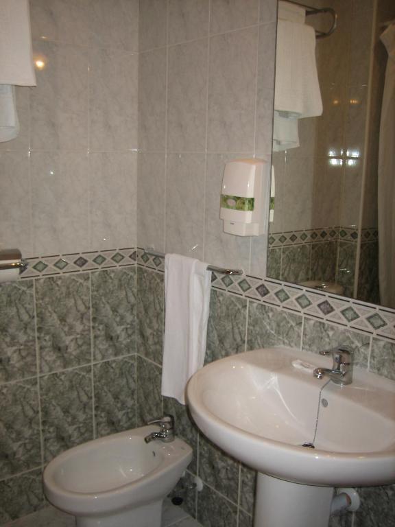 Hostal Madruga إلتشه الغرفة الصورة